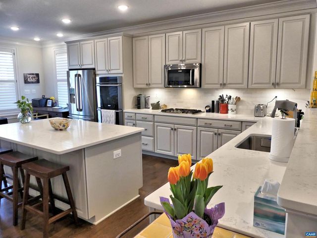 1318 FREE STATE DR, Charlottesville, VA 22901