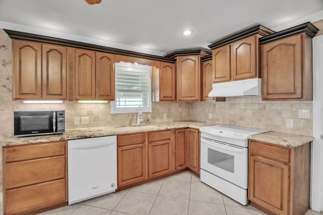 104&108 Salem Rd, Big Spring, TX 79720