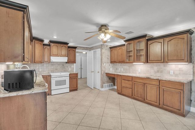 104&108 Salem Rd, Big Spring, TX 79720