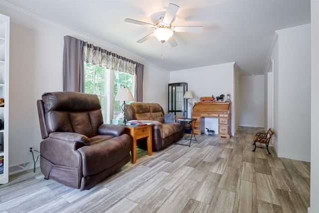 139 Robinhood Drive, Exeter, NH 03833