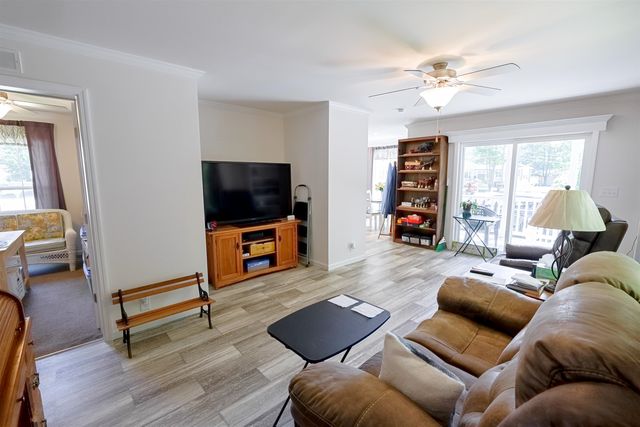 139 Robinhood Drive, Exeter, NH 03833
