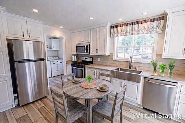 139 Robinhood Drive, Exeter, NH 03833