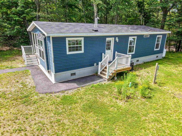 139 Robinhood Drive, Exeter, NH 03833