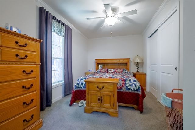 139 Robinhood Drive, Exeter, NH 03833