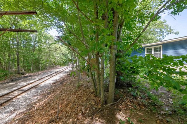 139 Robinhood Drive, Exeter, NH 03833