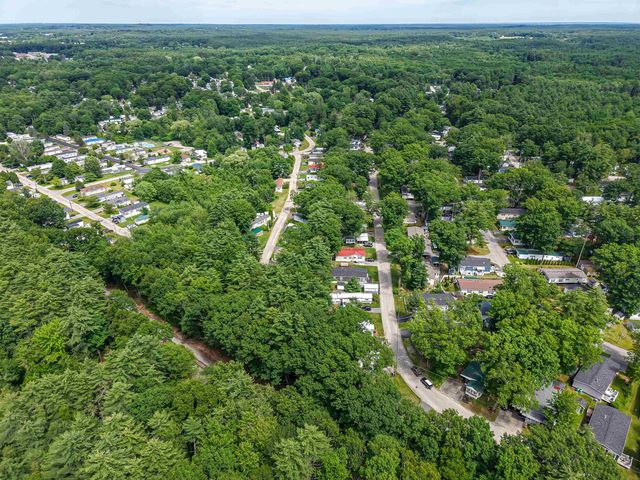139 Robinhood Drive, Exeter, NH 03833