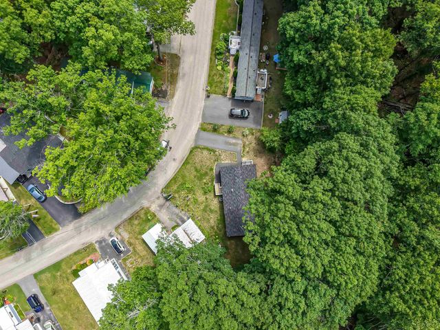 139 Robinhood Drive, Exeter, NH 03833