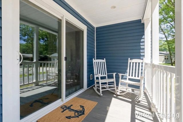 139 Robinhood Drive, Exeter, NH 03833