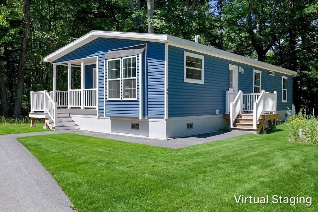 139 Robinhood Drive, Exeter, NH 03833