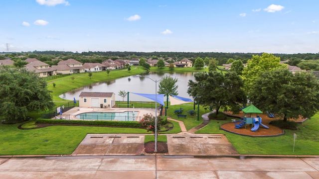 11210 Misty Willow Lane, Tomball, TX 77375