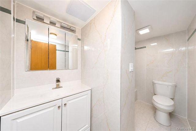 2326 E 19th Street, Brooklyn, NY 11229