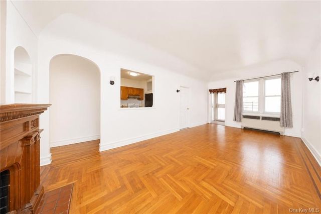 2326 E 19th Street, Brooklyn, NY 11229