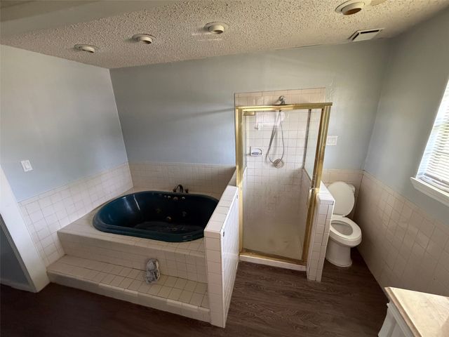 608 Donlee Road, Lancaster, TX 75134