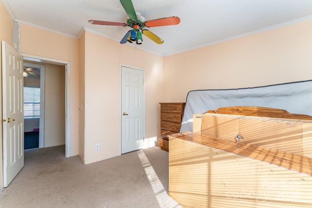 10092 Nc Highway 210 None, Four Oaks, NC 27524