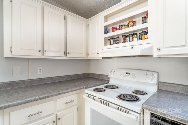 10092 Nc Highway 210 None, Four Oaks, NC 27524