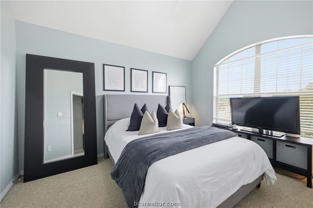 1000 Spring Loop 2105, College Station, TX 77840