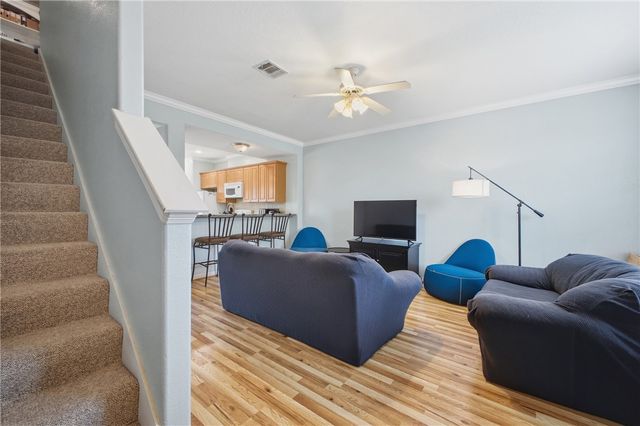 1000 Spring Loop 2105, College Station, TX 77840