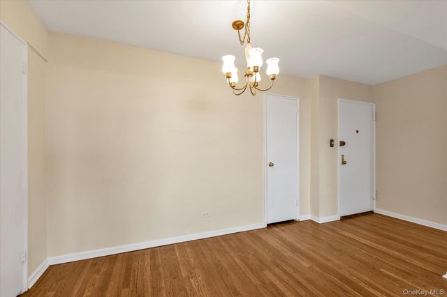 209-80 18 Avenue 6D, Bayside, NY 11360