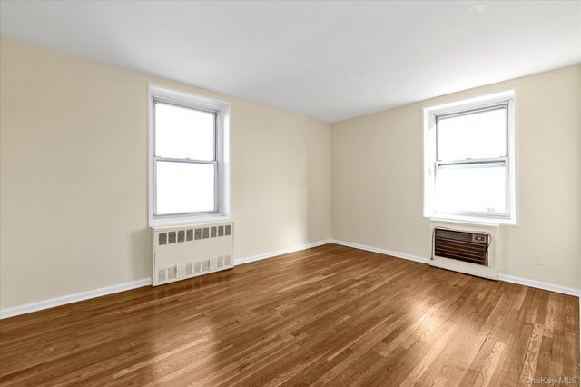 209-80 18 Avenue 6D, Bayside, NY 11360