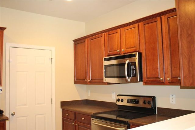 3328 Castleberry Village Circle, Cumming, GA 30040