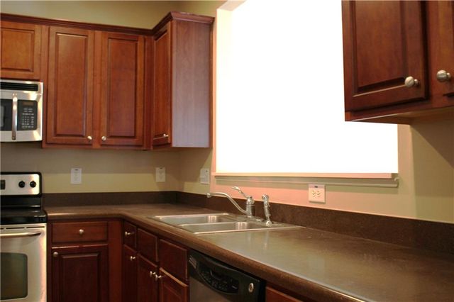 3328 Castleberry Village Circle, Cumming, GA 30040