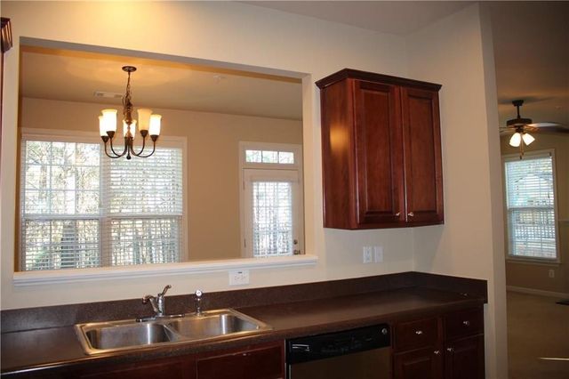 3328 Castleberry Village Circle, Cumming, GA 30040