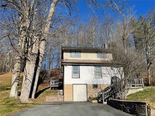 4 Worden Lane, White Sulphur Spring, NY 12787