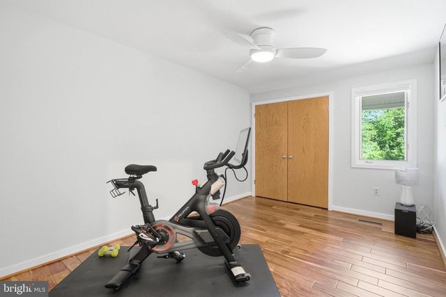 10501 OAK PLACE CT, Fairfax, VA 22030