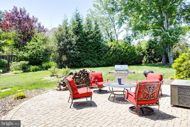 10501 OAK PLACE CT, Fairfax, VA 22030