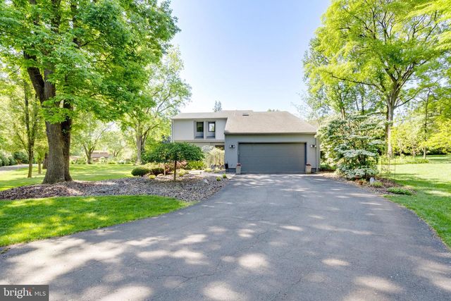 10501 OAK PLACE CT, Fairfax, VA 22030