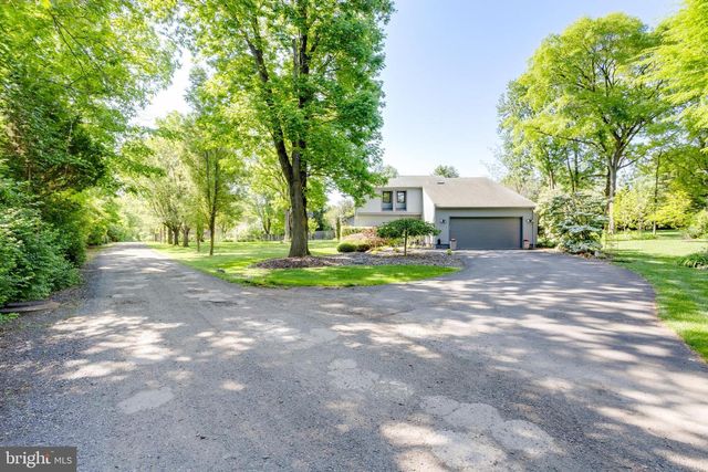 10501 OAK PLACE CT, Fairfax, VA 22030