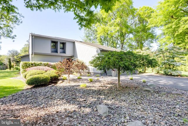 10501 OAK PLACE CT, Fairfax, VA 22030