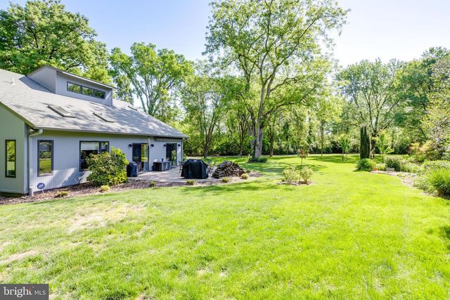 10501 OAK PLACE CT, Fairfax, VA 22030