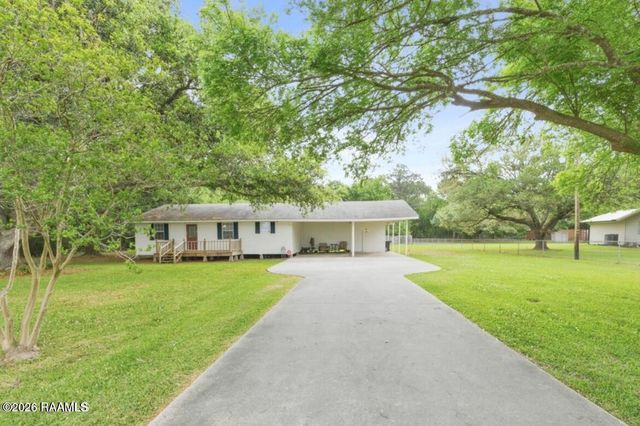 14239 Saint Elmo Road, Erath, LA 70533