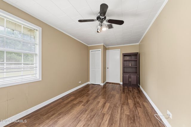 14239 Saint Elmo Road, Erath, LA 70533