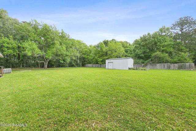 14239 Saint Elmo Road, Erath, LA 70533