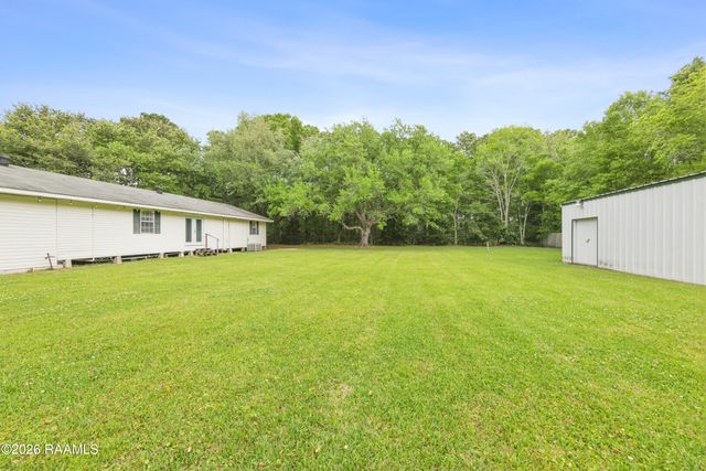 14239 Saint Elmo Road, Erath, LA 70533