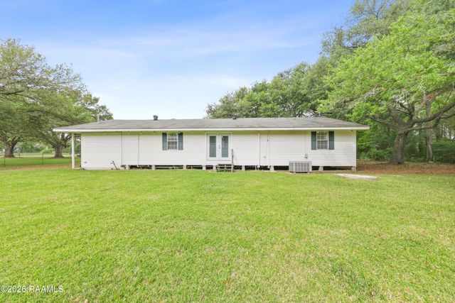 14239 Saint Elmo Road, Erath, LA 70533