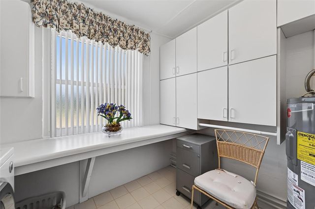 1612 CHEVY CHASE DRIVE, Sun City Center, FL 33573