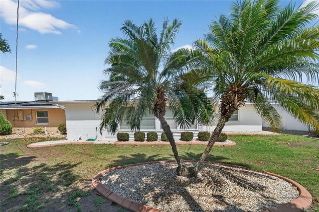 1612 CHEVY CHASE DRIVE, Sun City Center, FL 33573