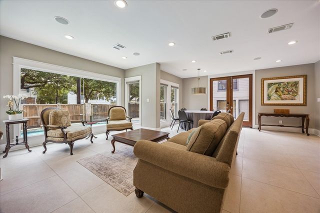 4344 Clay Street, Houston, TX 77023