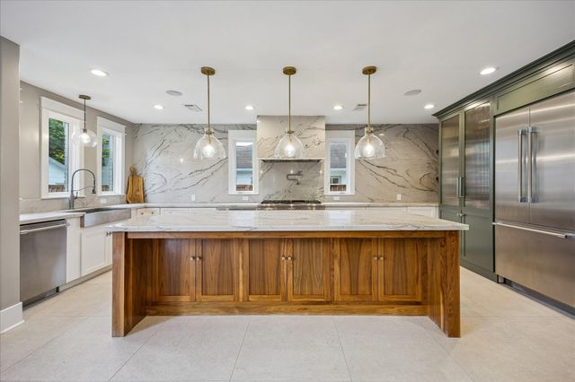 4344 Clay Street, Houston, TX 77023