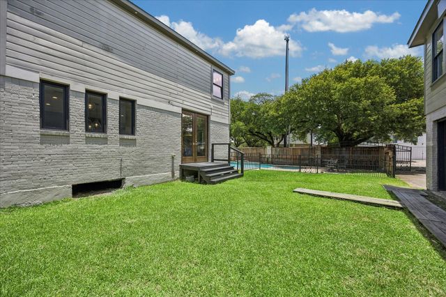 4344 Clay Street, Houston, TX 77023
