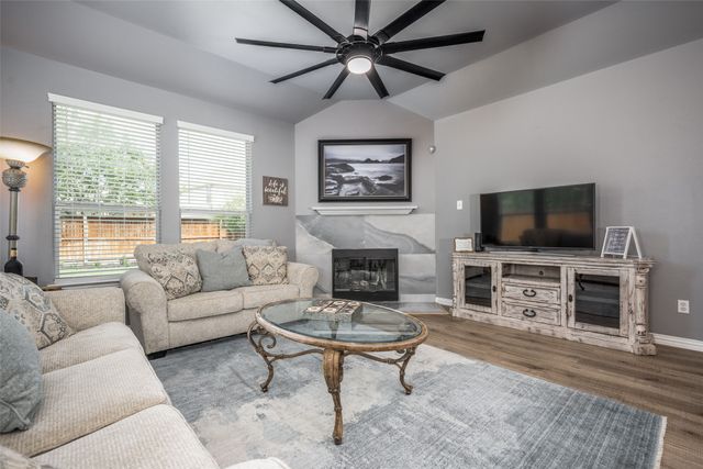 1401 Bonham Parkway, Lantana, TX 76226