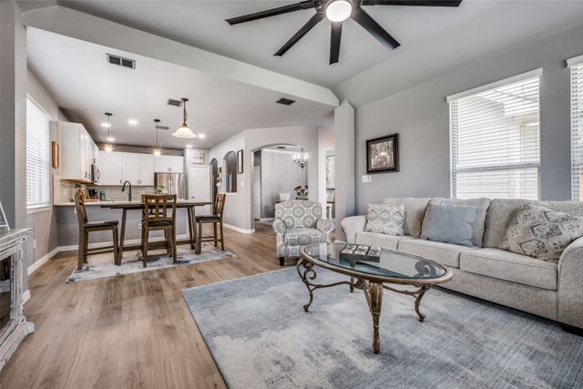 1401 Bonham Parkway, Lantana, TX 76226