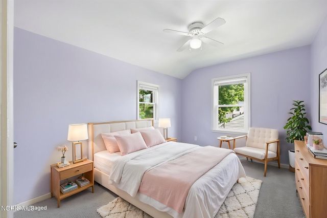 724 Inwood Place, Maumee, OH 43537