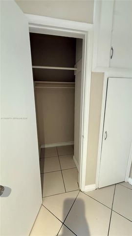 330 74th St 16, Miami Beach, FL 33141