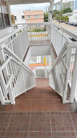 330 74th St 16, Miami Beach, FL 33141