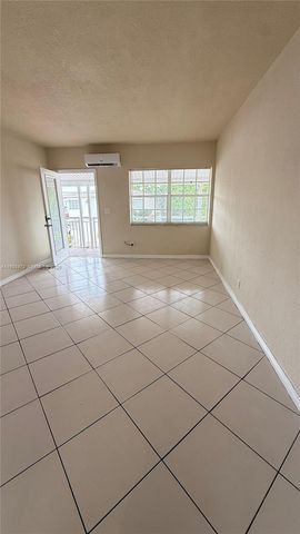 330 74th St 16, Miami Beach, FL 33141