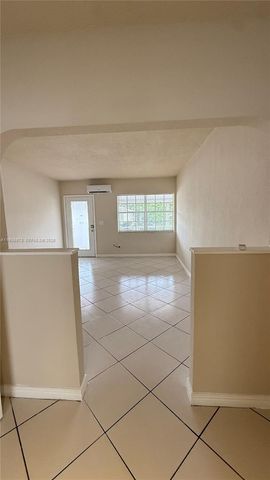 330 74th St 16, Miami Beach, FL 33141